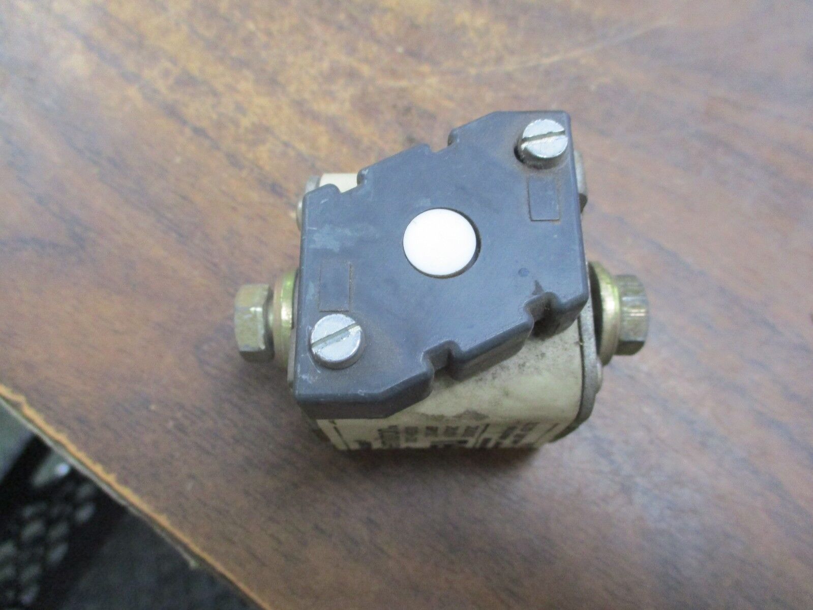 Bussmann Semitron Fuse SYC-4M200 200A 600V *No Aux. Contact* Used