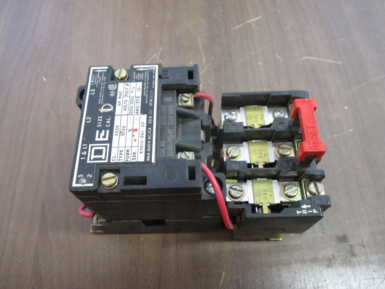 Square D Size 1 Starter 8536 SC03 S Ser. A 120V Coil 600V *Heaters May Vary*