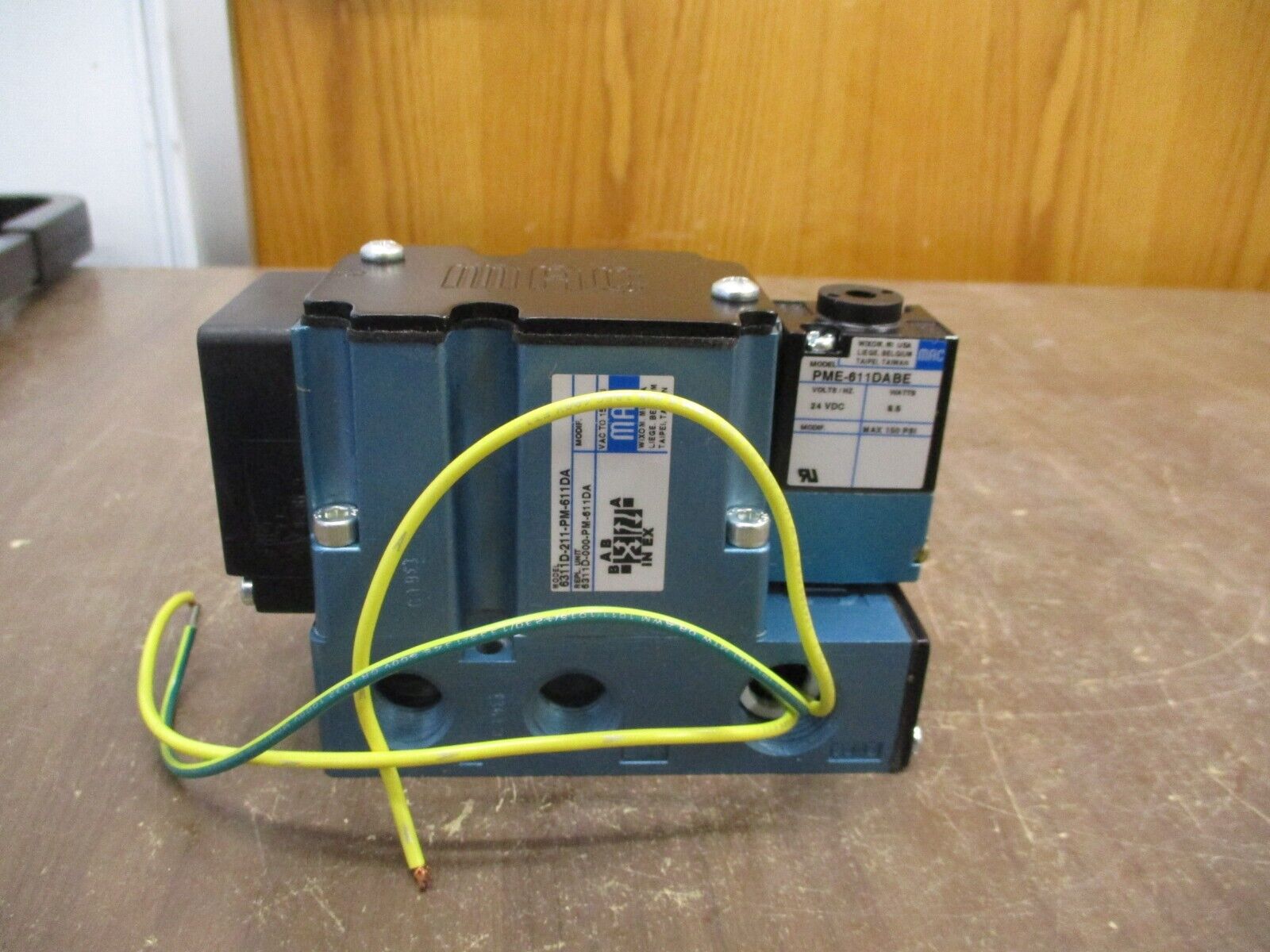Solenoid Valve 6311D-211-PM-611DA VAC - 120PSI Used