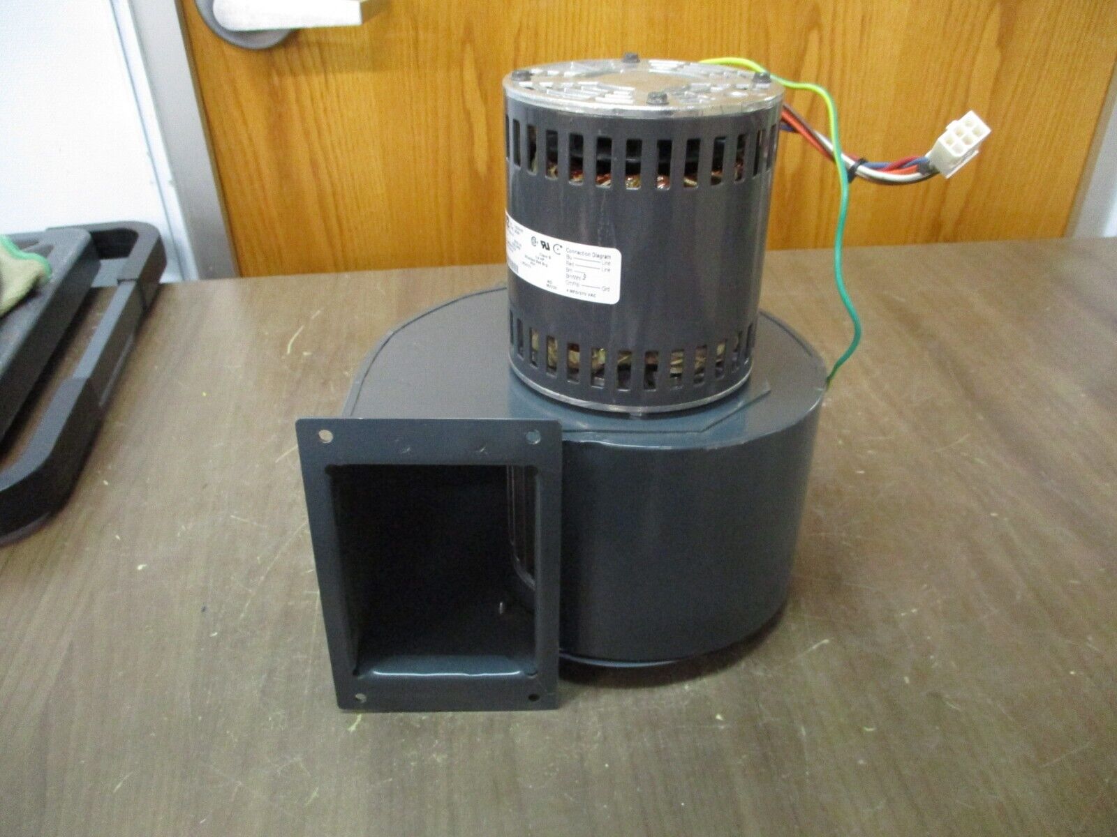 MOOG Centrifugal Blower TCP134-005 115V 3A 1/4HP 3300RPM 1Ph Used