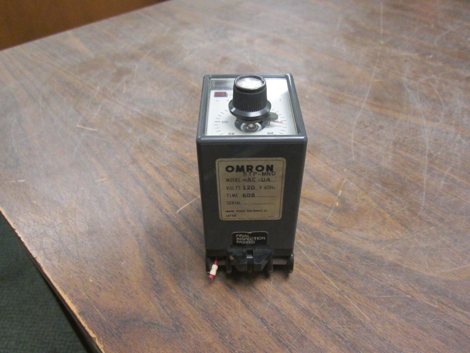 Omron Timer STP-MND-AC-UA 120V 60Hz Range: 0-60sec Used