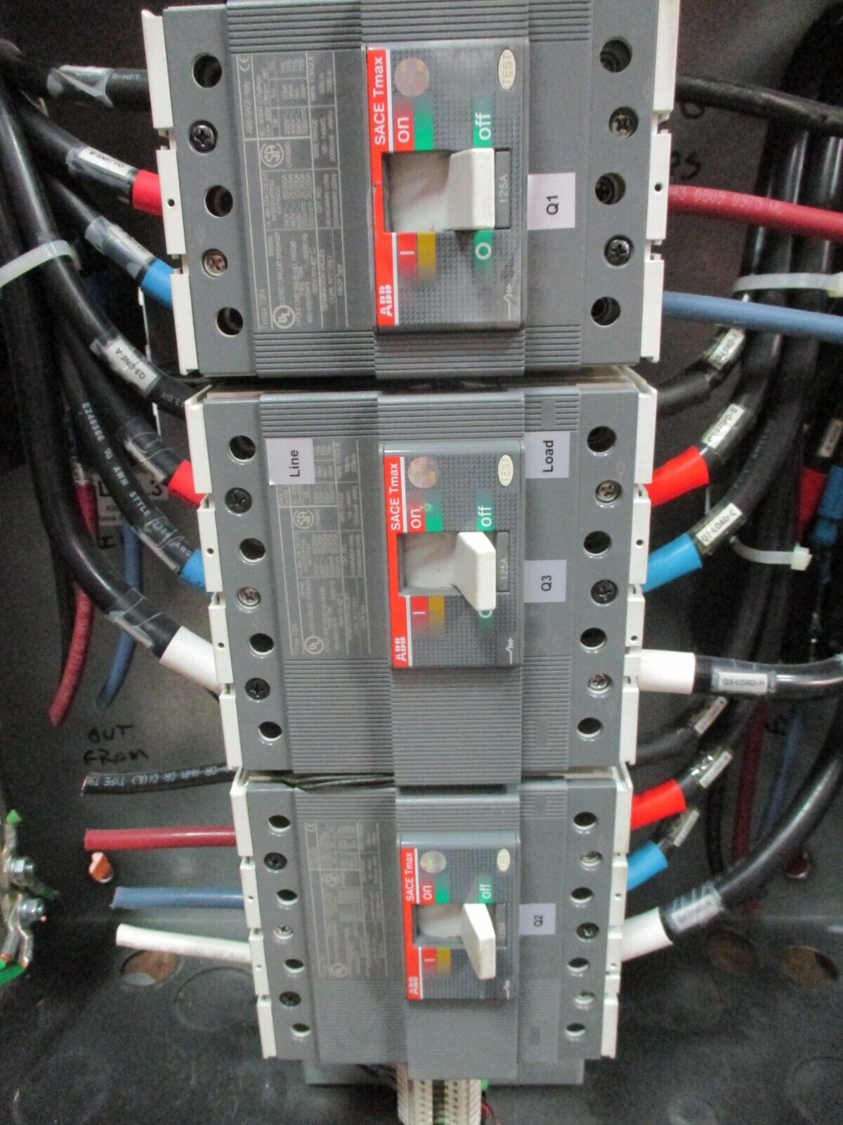 APC Maintenance Bypass Panel SBPSU20K30F-WP 30kVA/24kW 208Y/120V 60Hz 4W+G Used