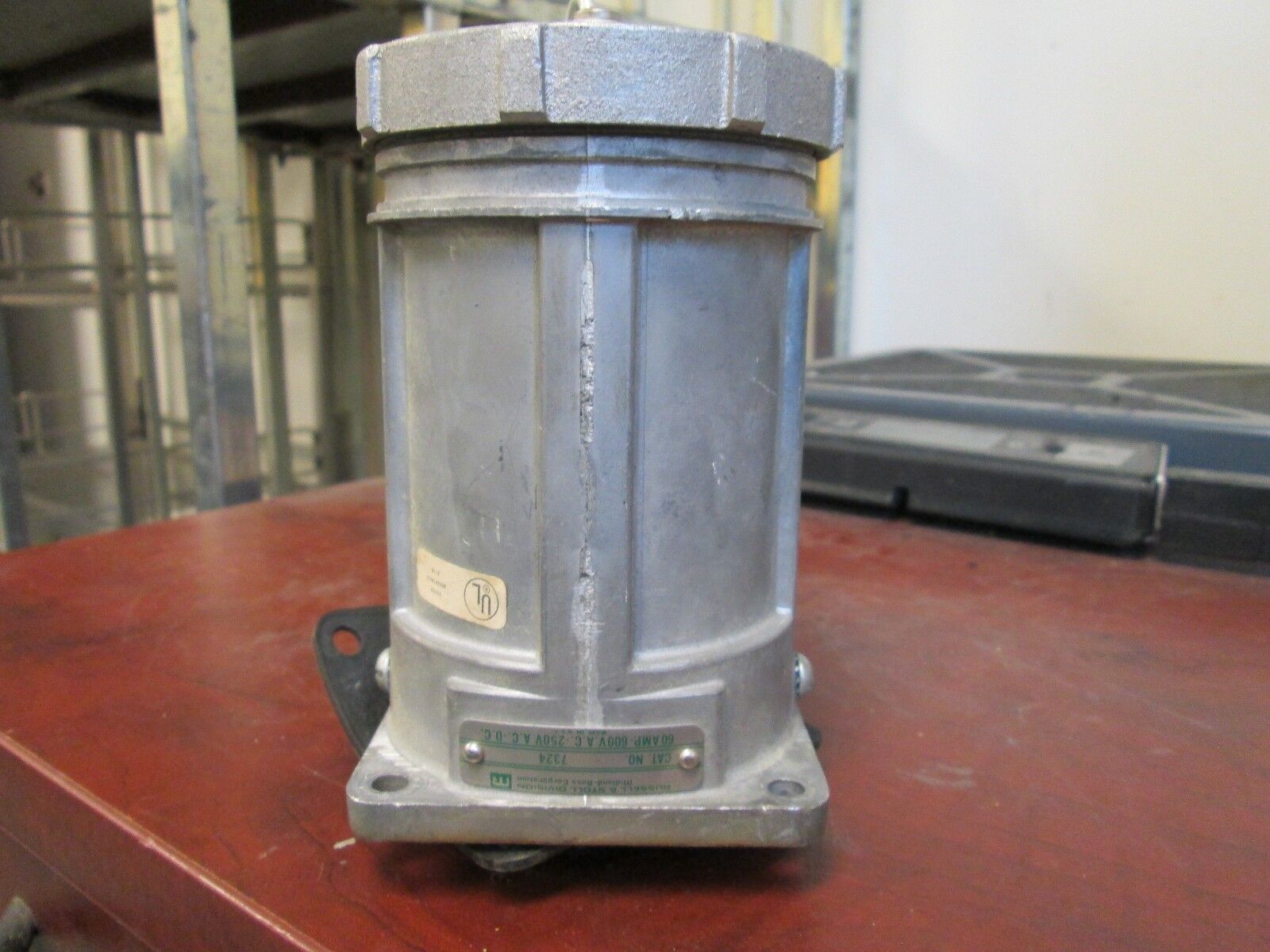 Russellstoll Receptacle 7324 60A 600V 3P 4W Used