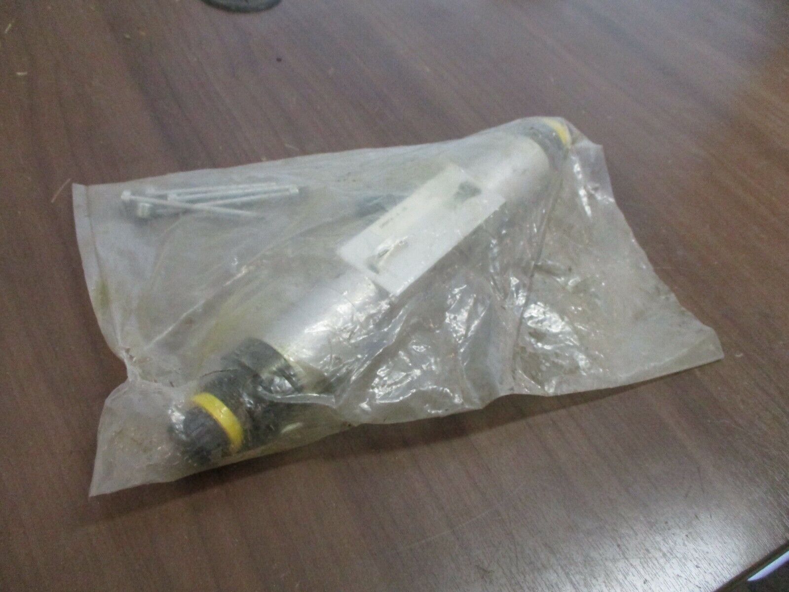 Norgren Dual Pressure Regulator DRM1A-8-8B New Surplus