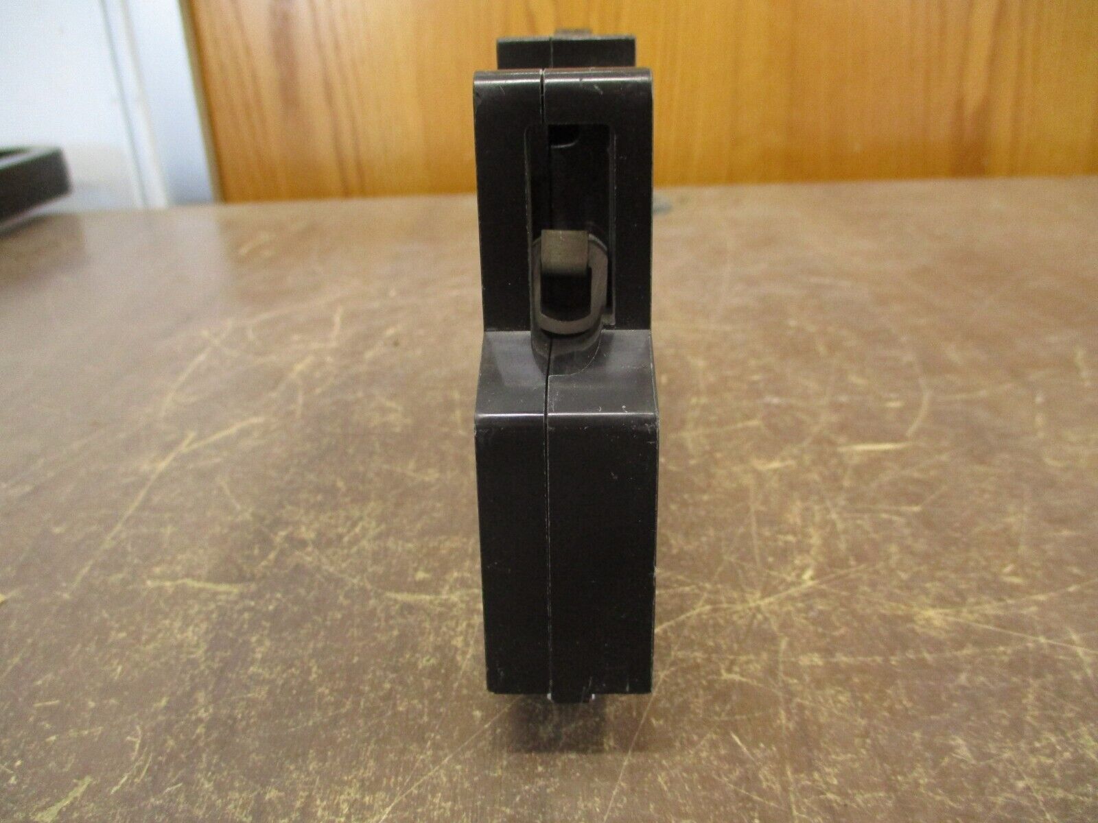 Square D Powerlink Circuit Breaker 20A 277V 1P *No Screw* Used