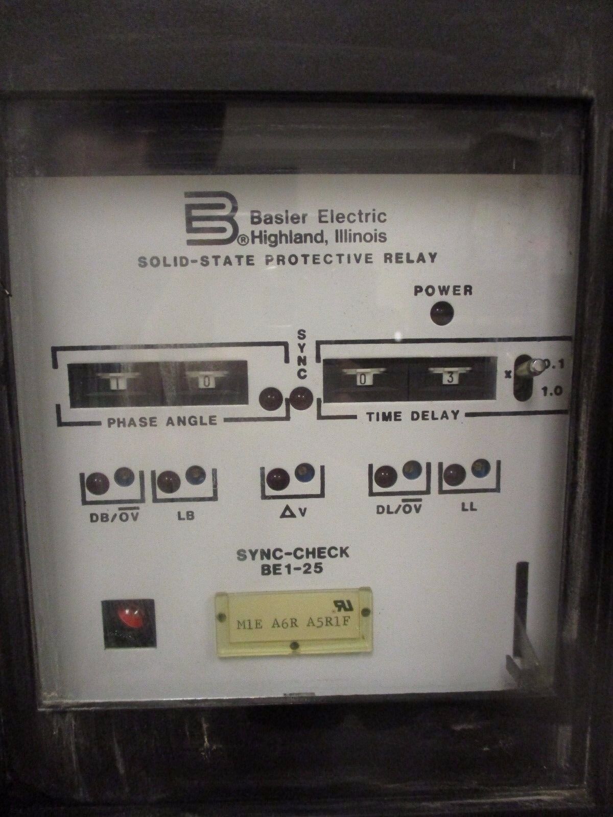 Basler Electric Sync-Check Relay BE1-25 *Cracked Cover* Used