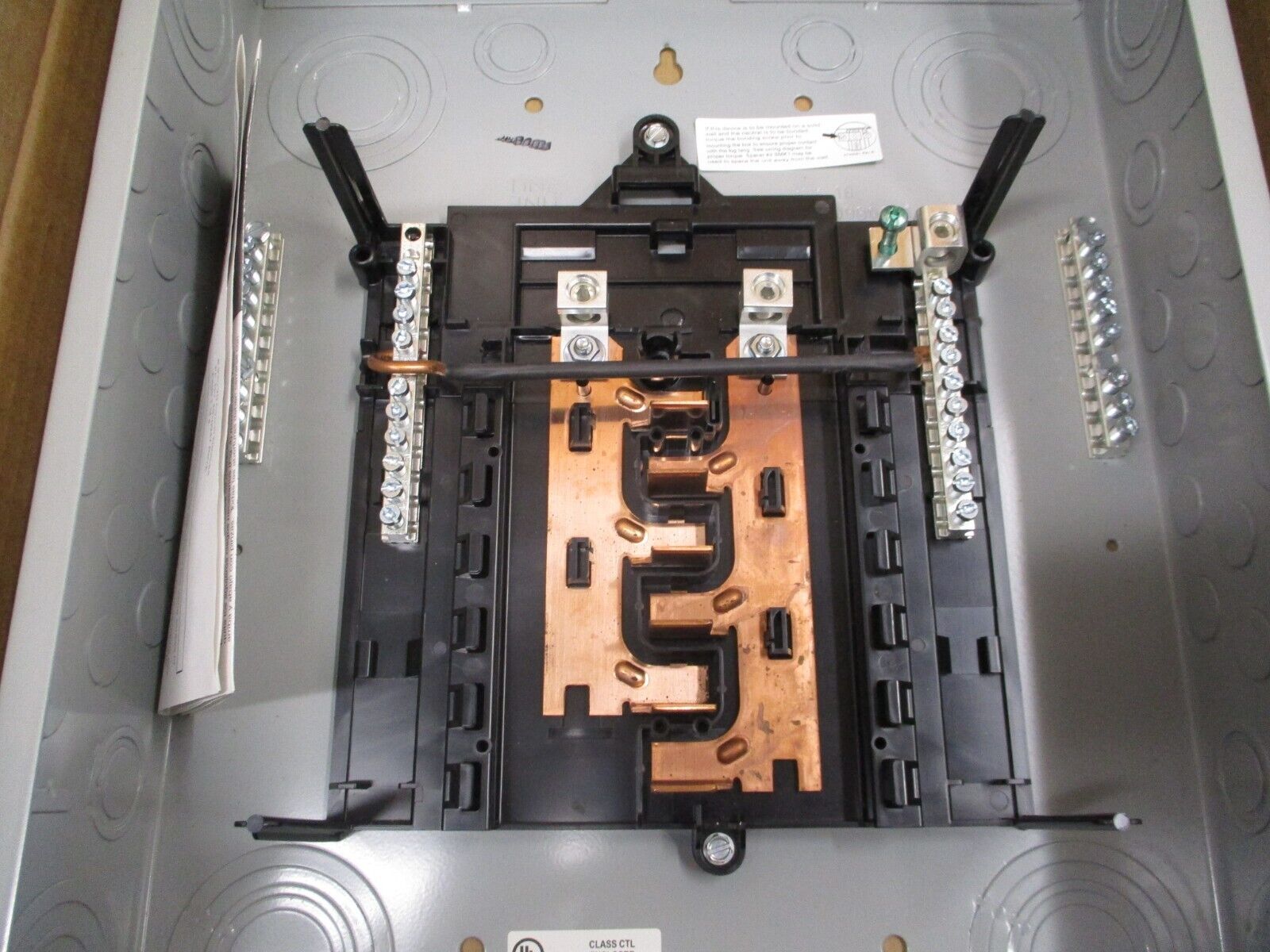 Siemens PL Series Main Lug Load Center P1212L1125CU 125A 120/240V 12-Space