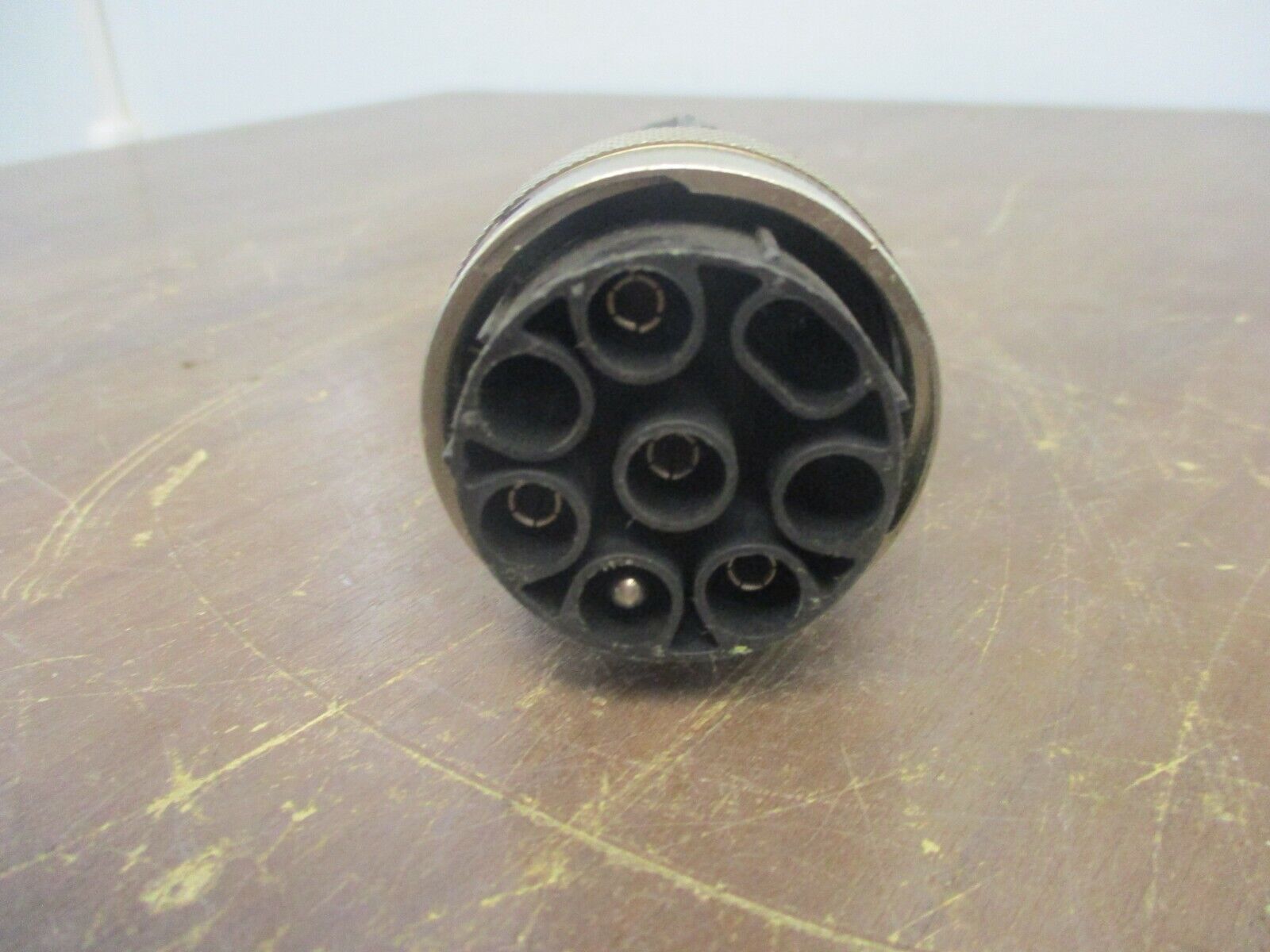 SOURIAU/BURNDY UTG Series Connector 24-5 5-Pin Used