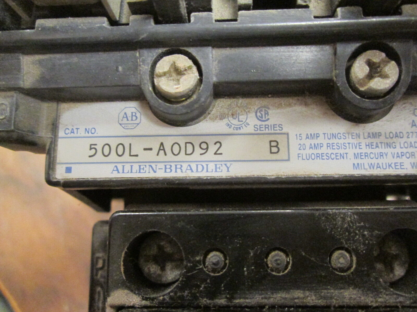 Allen-Bradley Contactor 500L-A0D92 15/20A 115-120V Coil Used
