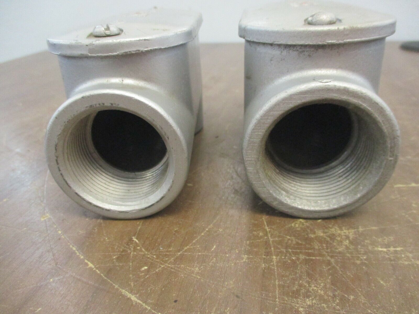 L.E. Mason Red Dot Aluminum Conduit Body SLB-XL 1-1/4" Used **Lot of 2**