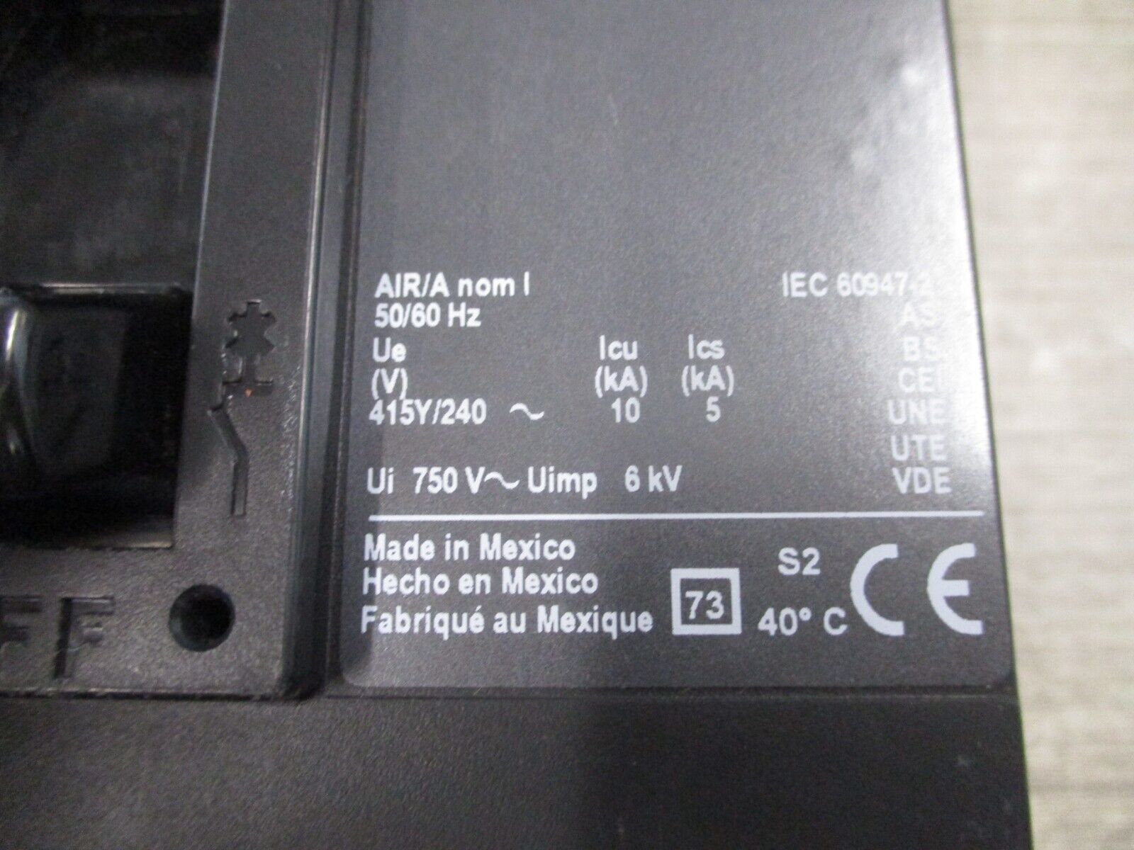 Square D PowerPact QD 225 Circuit Breaker QDF32225TS 225A 240V 3P Used