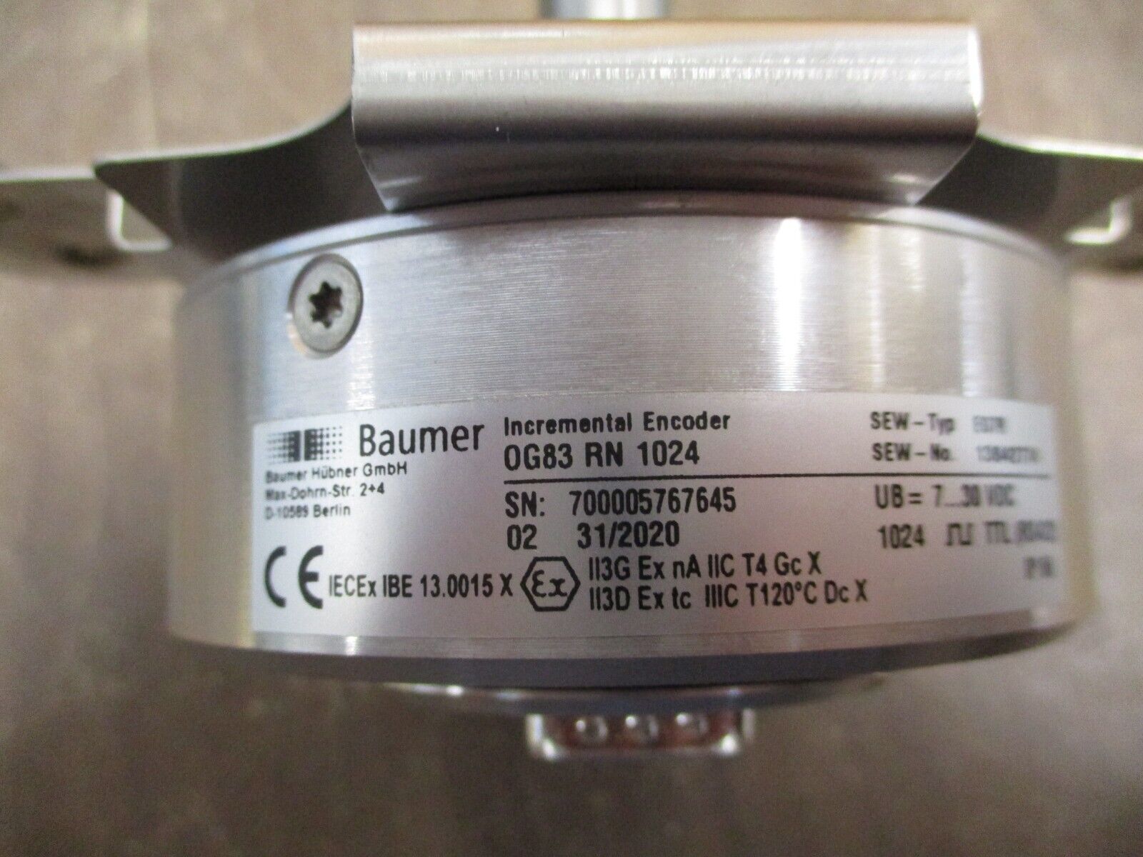 Baumer Incremental Encoder OG83 RN 1024 7-30 VDC *No Box* New Surplus