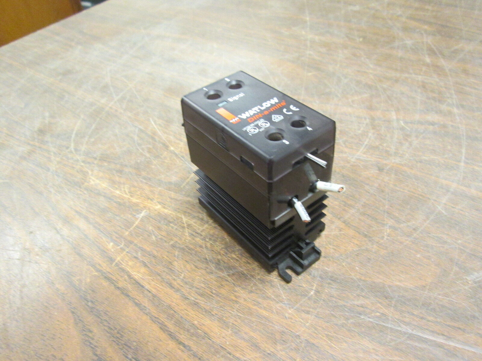 Watlow DIN-a-mite Solid State Power Controller DA1V-1660-F000 4-20mA IN Used