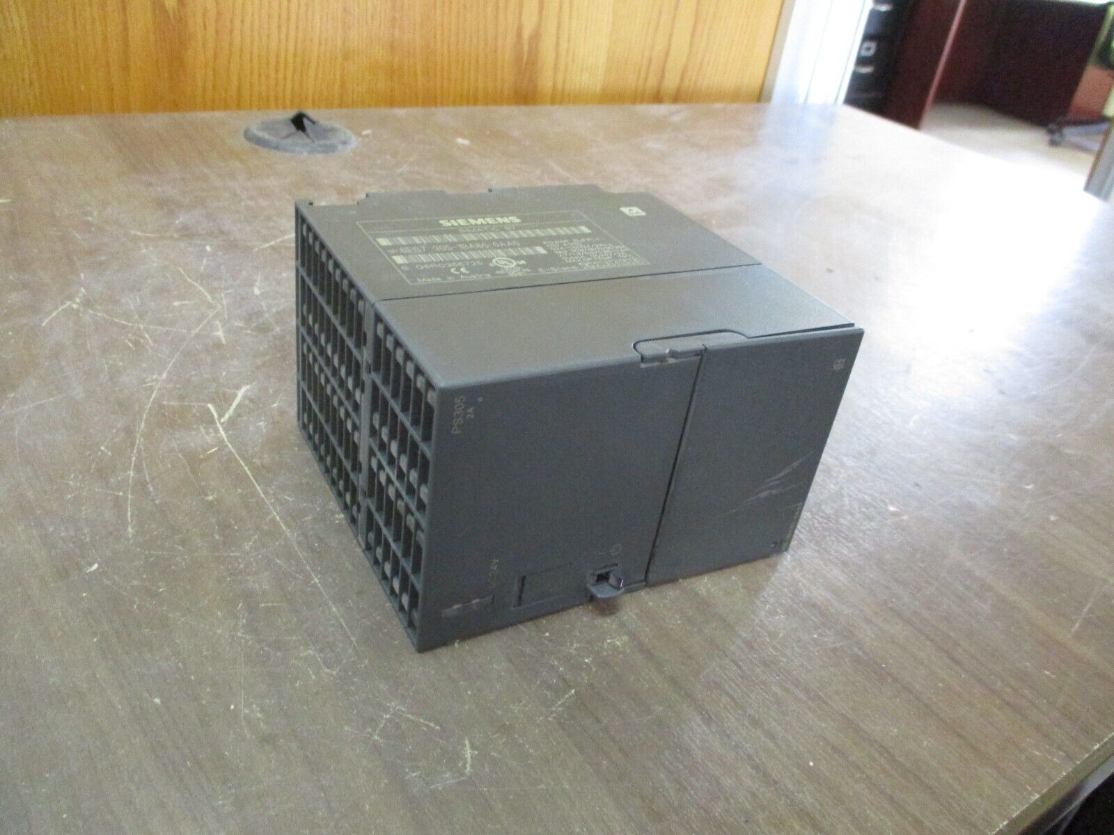 Siemens Simatic S7 Power Supply Module 6ES7 305-1BA80-0AA0 Used