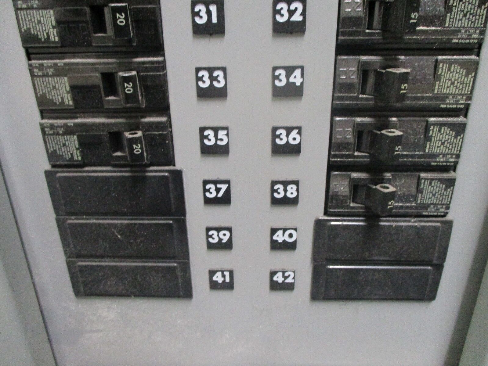 Siemens Main Breaker Circuit Breaker Panel BG42MB4150STM 150A Main 42-Slot Used