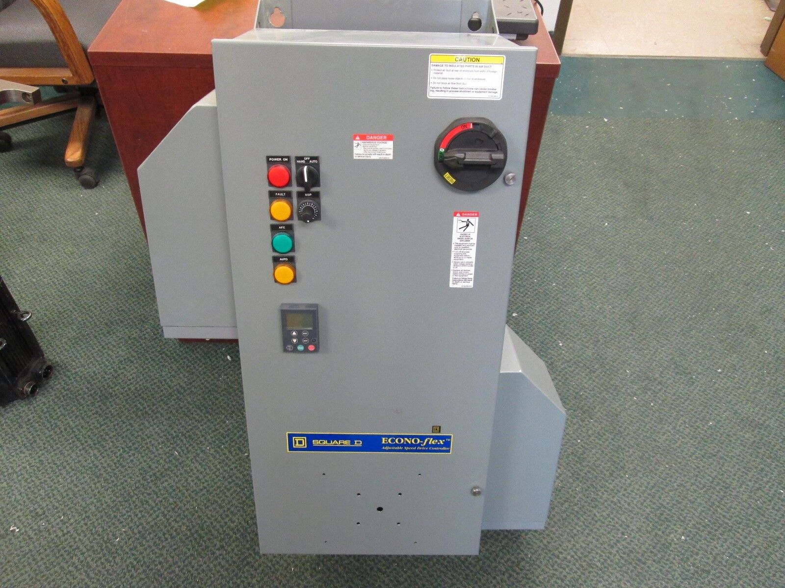 Square D EconoFlex AC Drive 8839 58ECH3VW 1HP Used