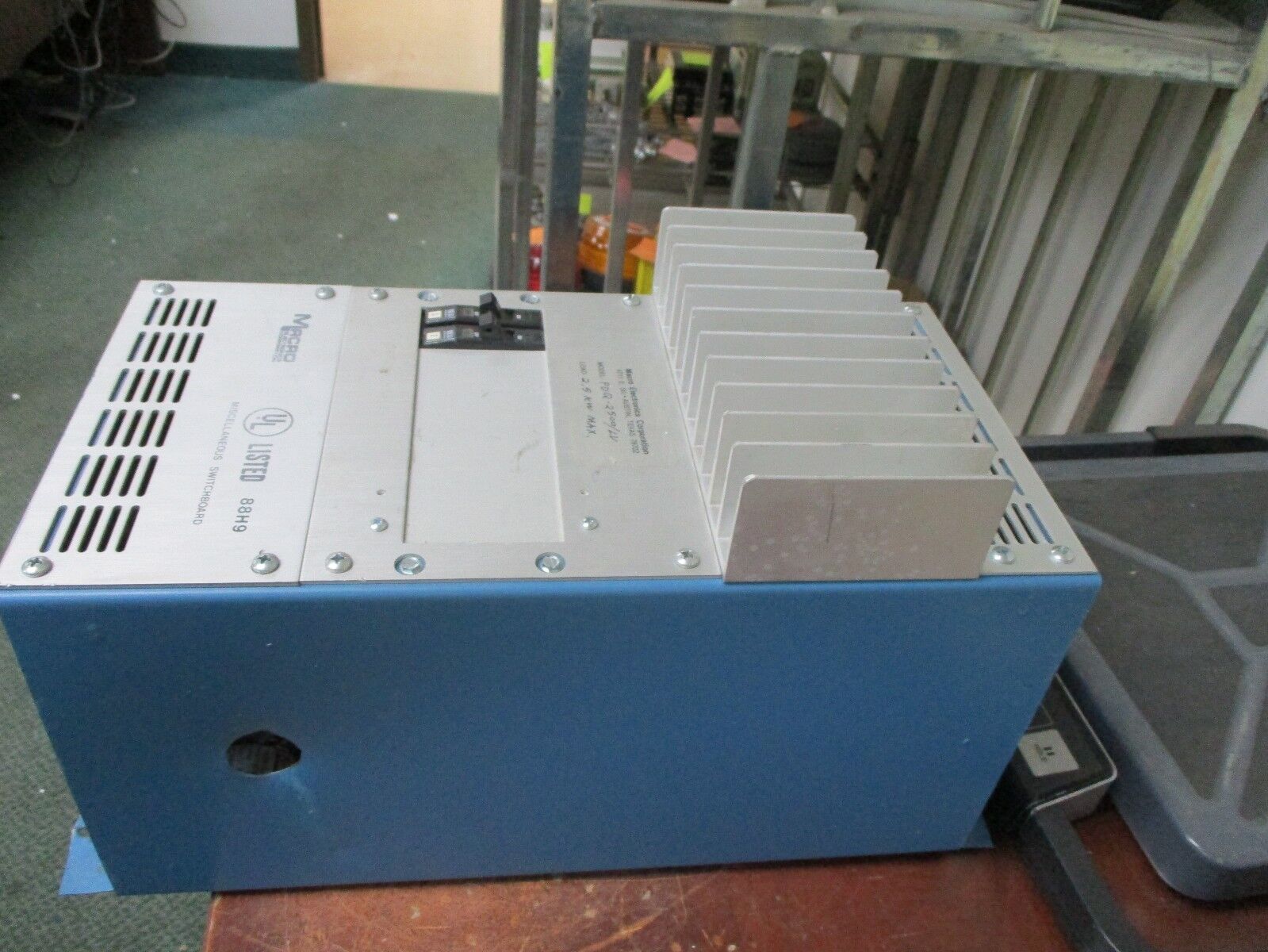 Macro Electronics Miscellaneous Switchboard PDQ-5000/LV 88H9 5KW Used
