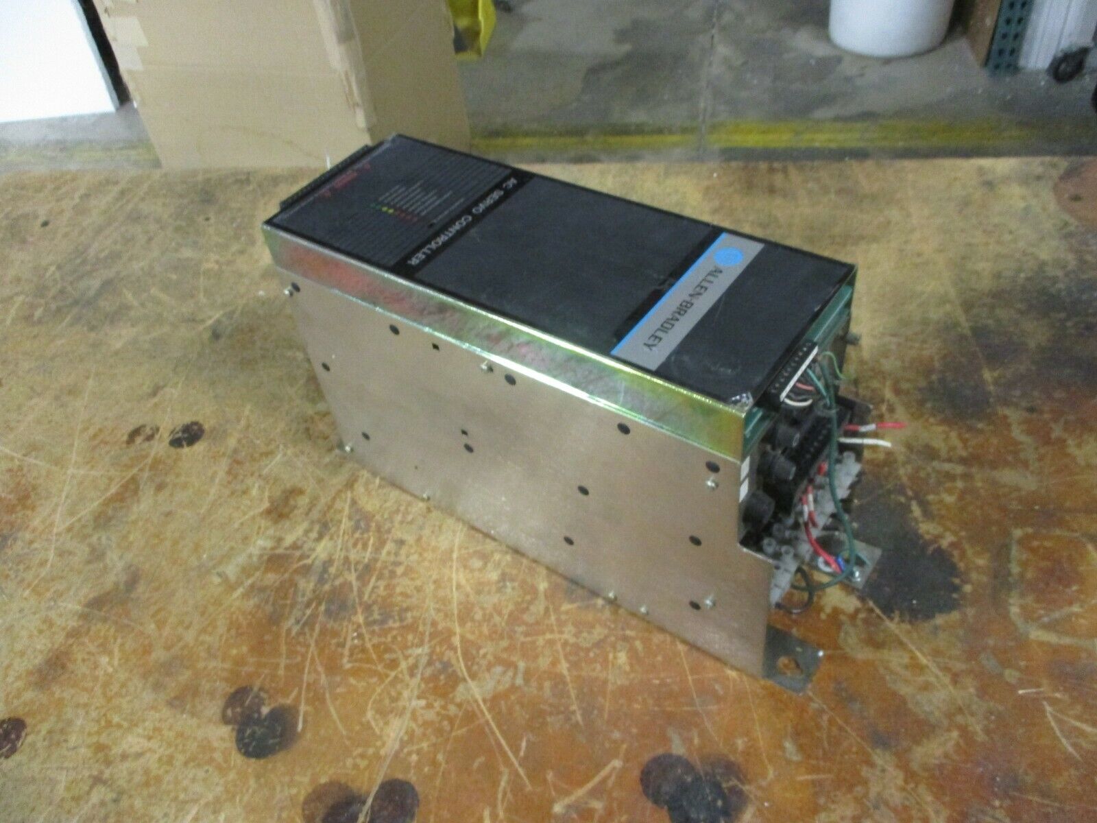 Allen-Bradley AC Servo Controller 1391B-ESAA22 Ser. D Used