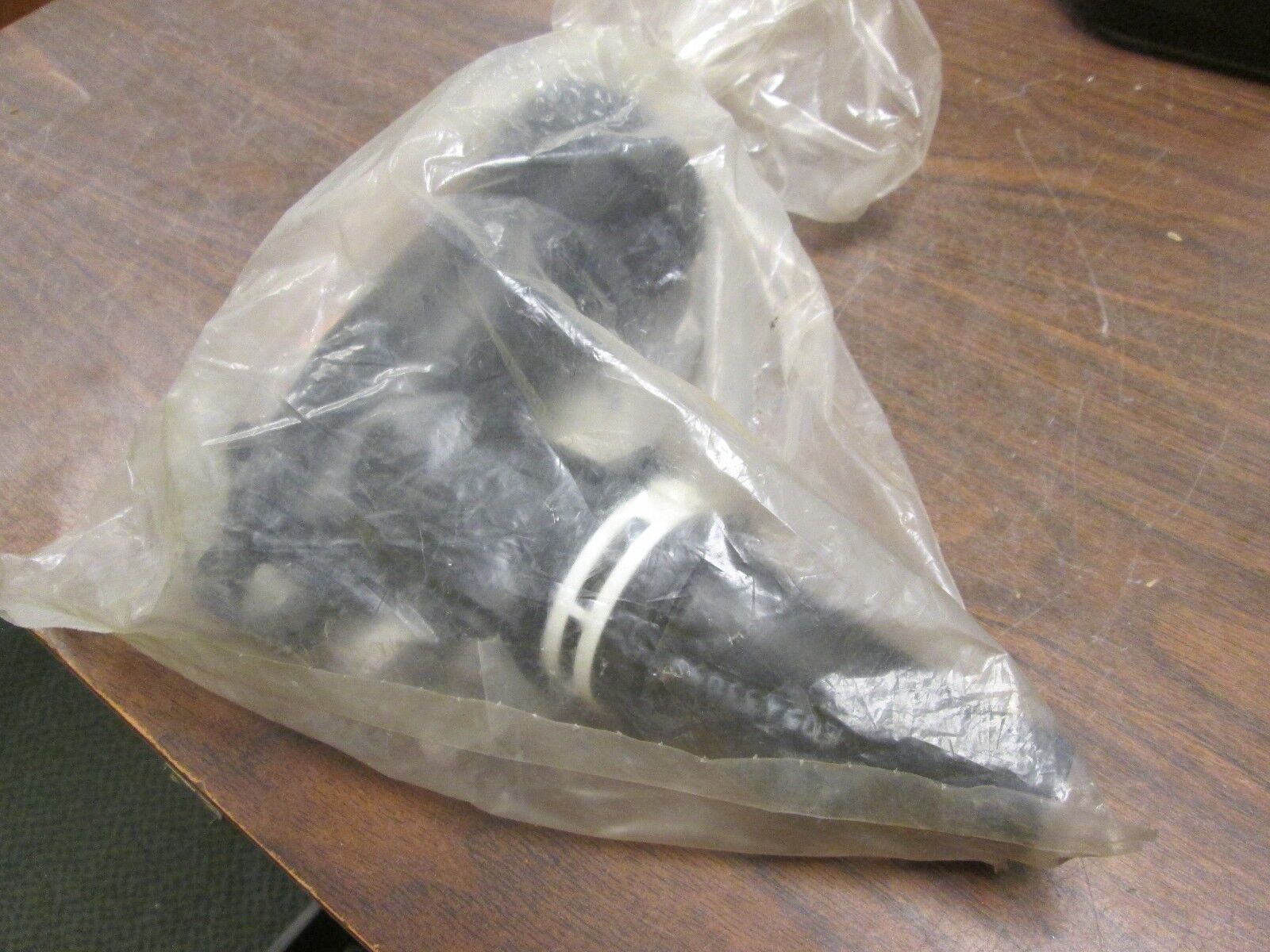 Cooper/RTE Loadbreak Elbow LE215 8.3/14.4KV 200A New Surplus