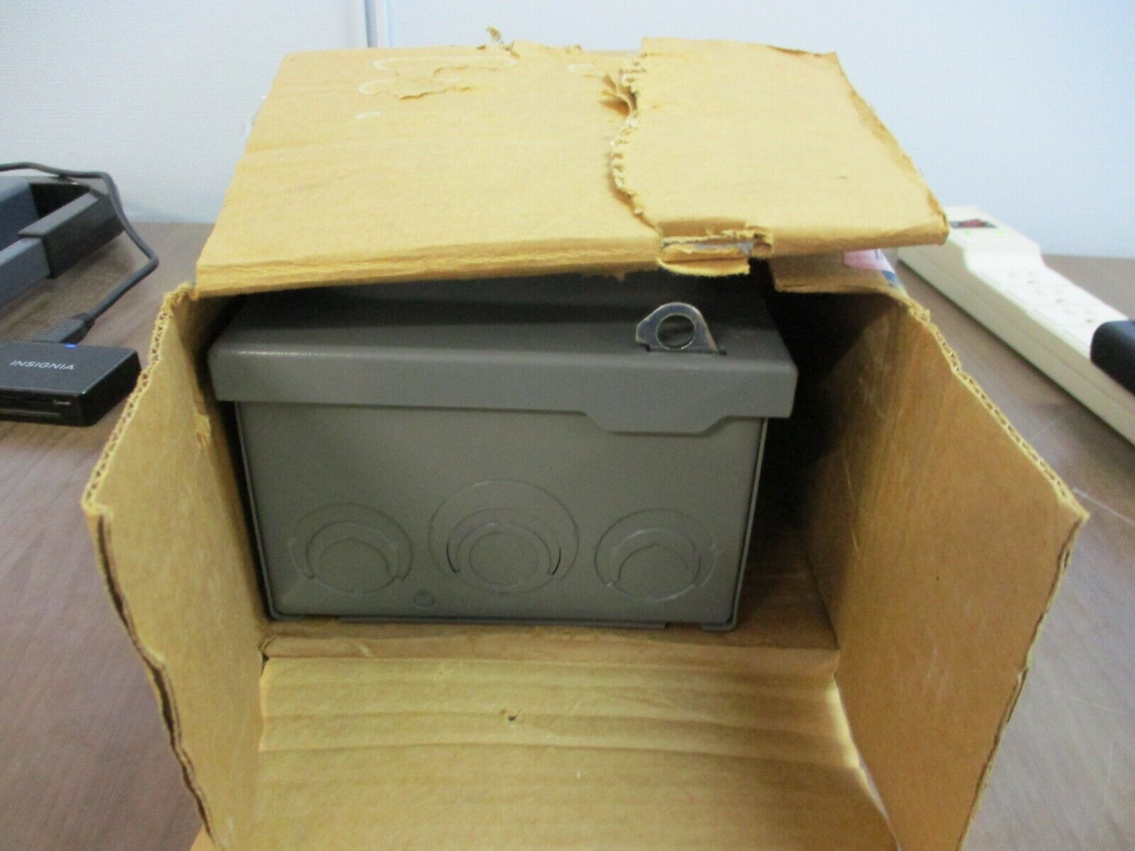 Square D Fusible Safety Switch H-221-NRB 30A 240V 3P Series F05 New Surplus