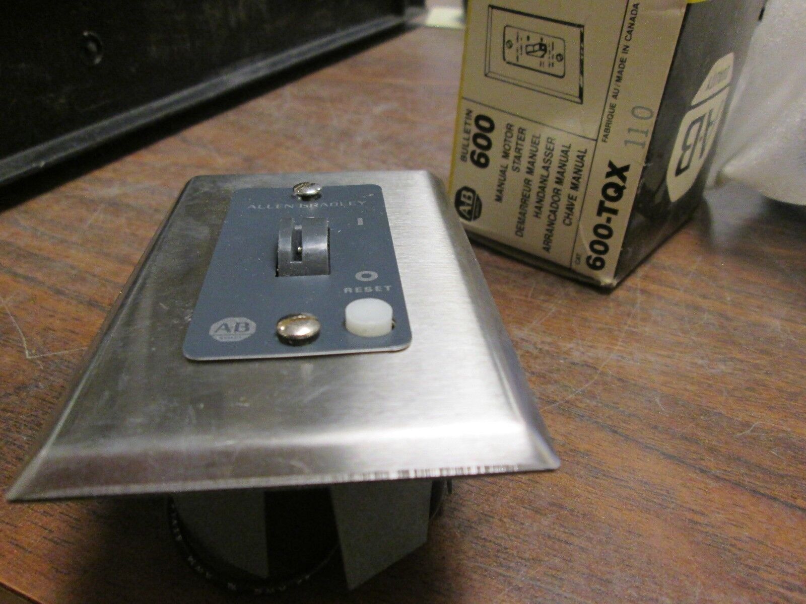 Allen-Bradley Manual Motor Starter 600-TQX 277V Max New Surplus