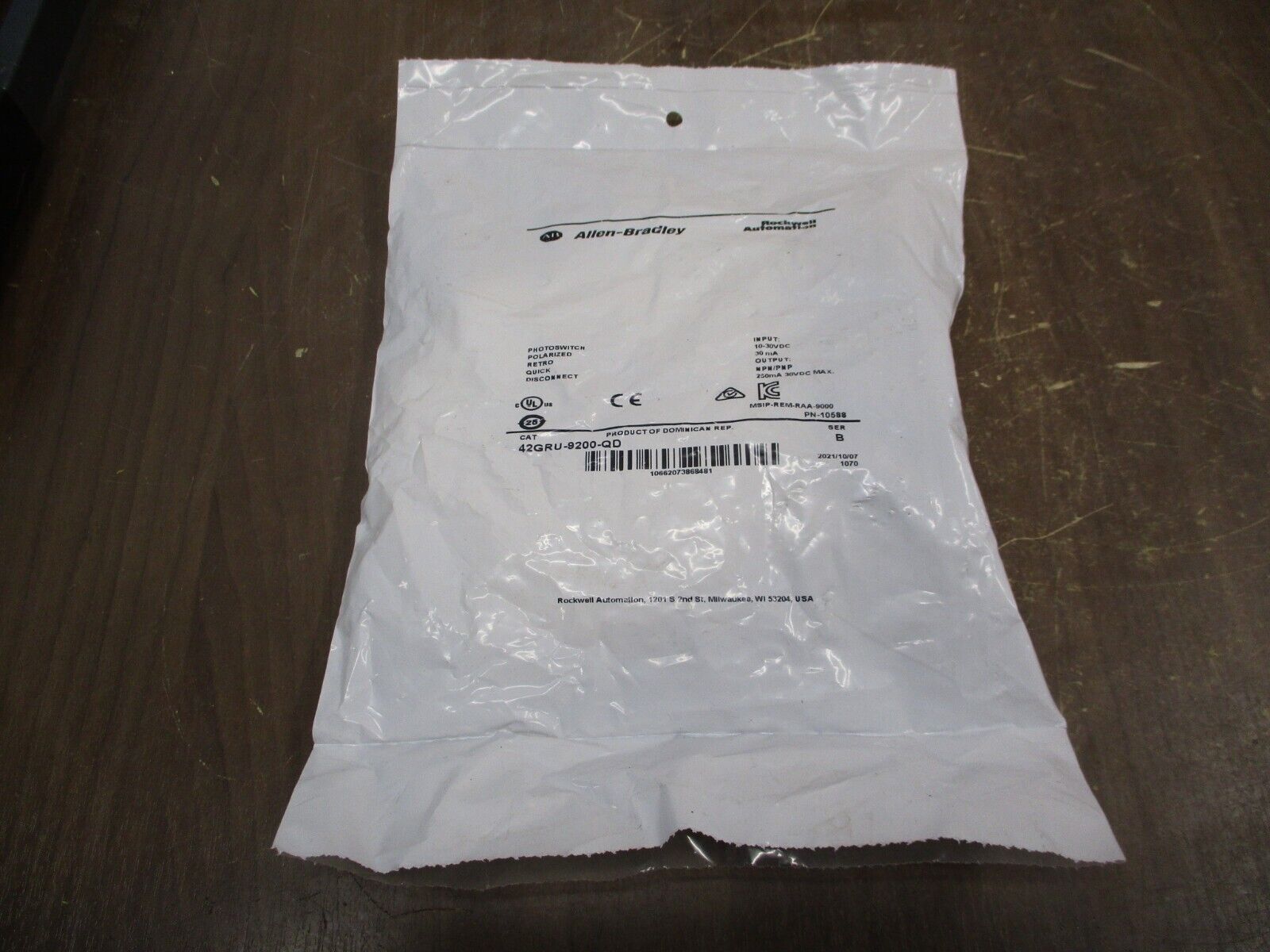 Allen-Bradley Photoswitch 42GRU-9200-QD Ser. B New Surplus