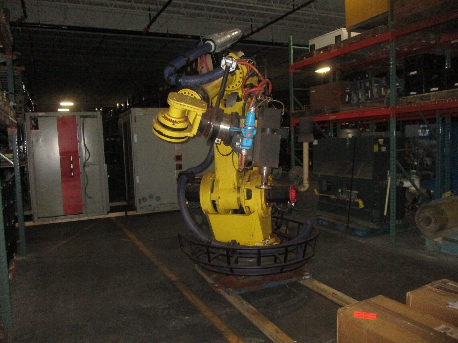 Fanuc Robot Arm w/ Controller M-900iA 350 R-30IA Controller 6-Axis Used