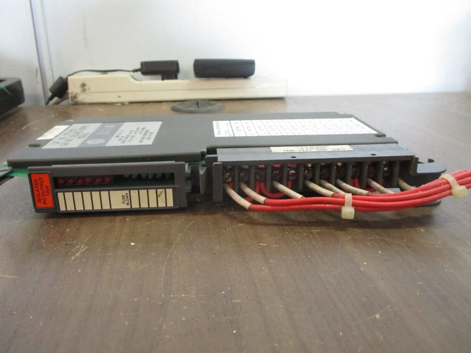 Allen-Bradley Isolated AC Output Module 1771-OD C Used