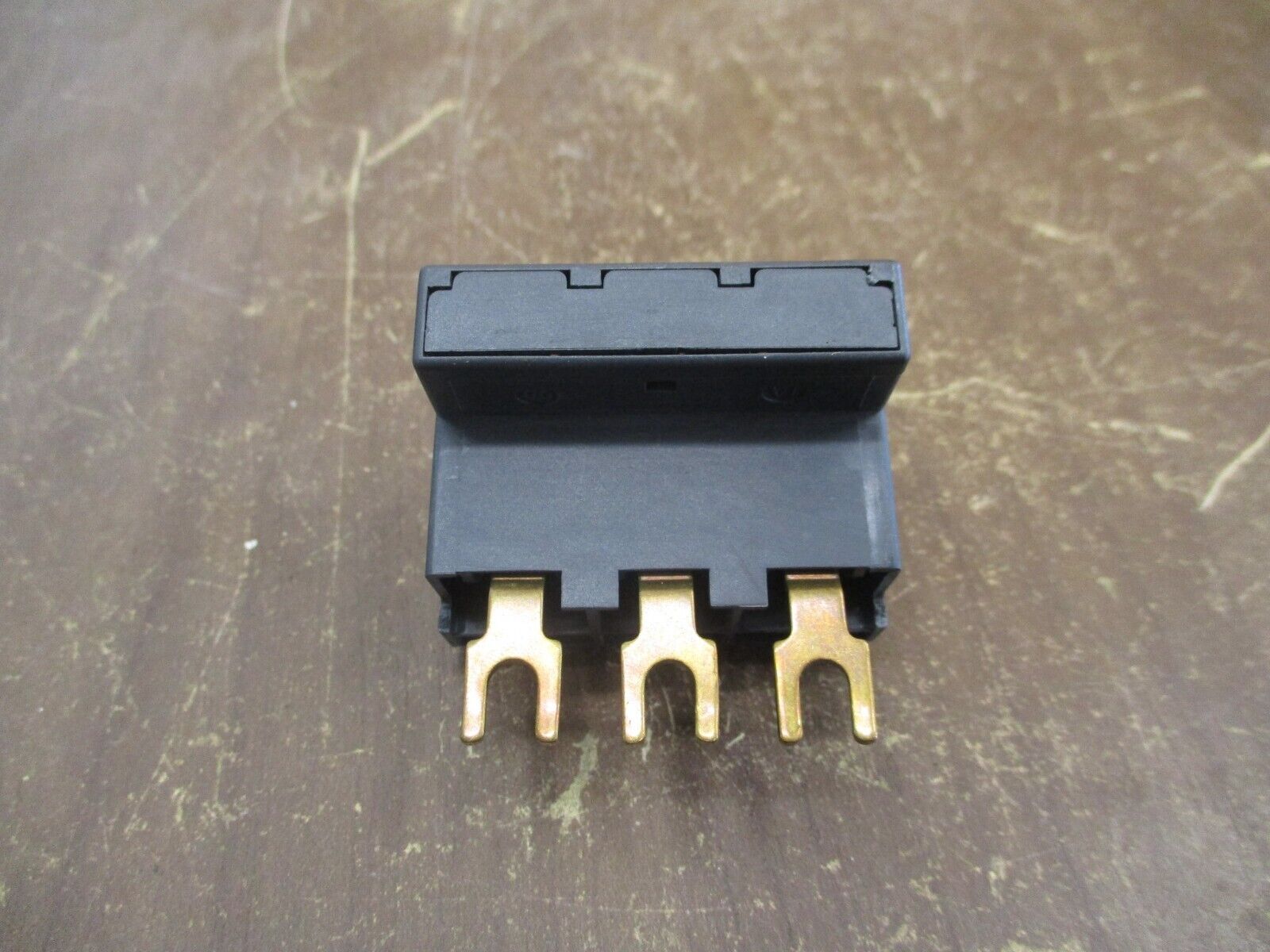 Bussmann Buss Terminal OPMNGSA009 63A 600V Used