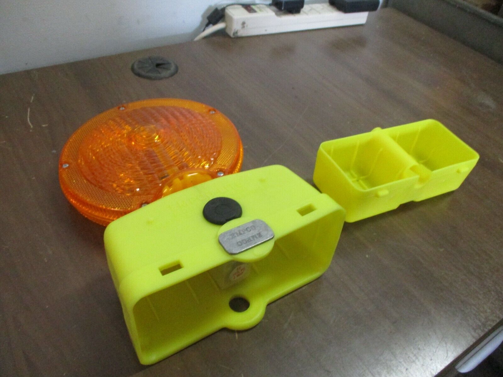 Empco-LITE Barricade Light Model 400 New Surplus