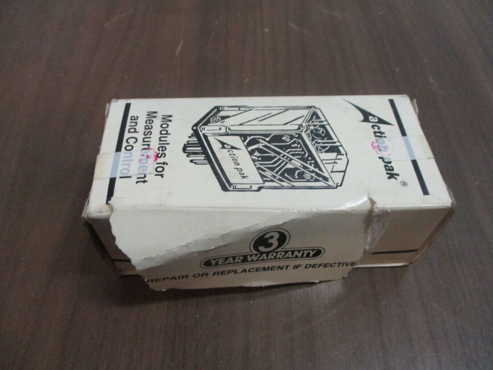 Action Instruments Action Pak Isolating Transmitter 4300-139 120V New Surplus