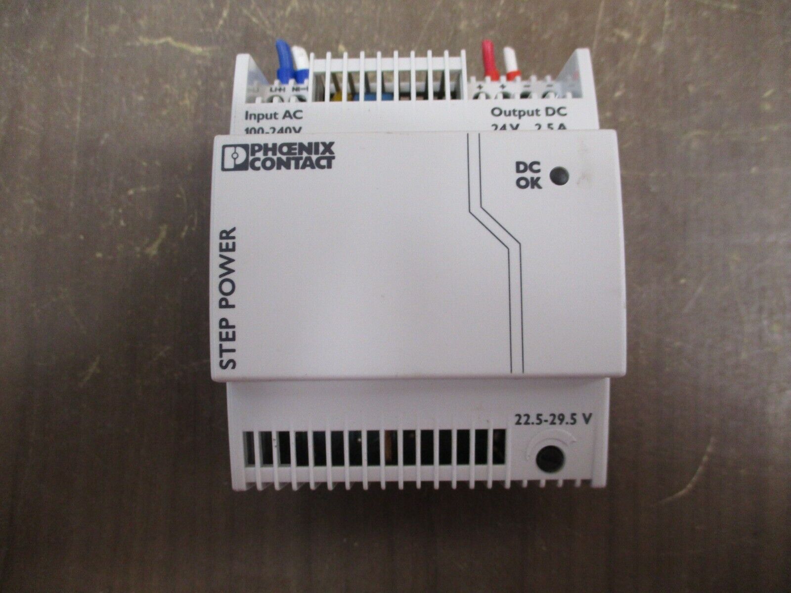 Phoenix Contact Step Power Supply 2868651 STEP-PS/1AC/24DC/2.5 Used