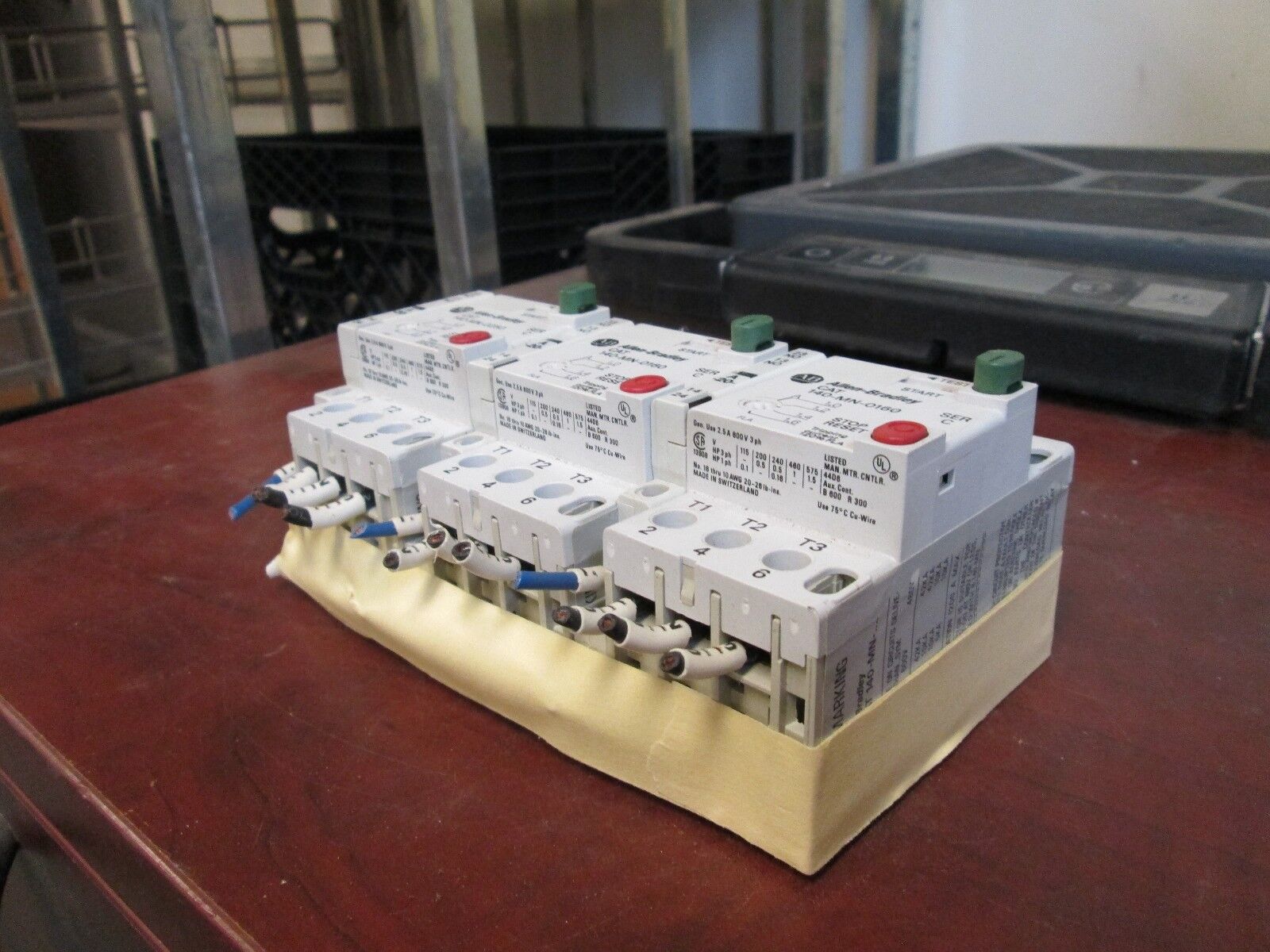 Allen-Bradley Manual Starter 140-MN-0250 Range 1.6-2.5A *Lot of 3* Used
