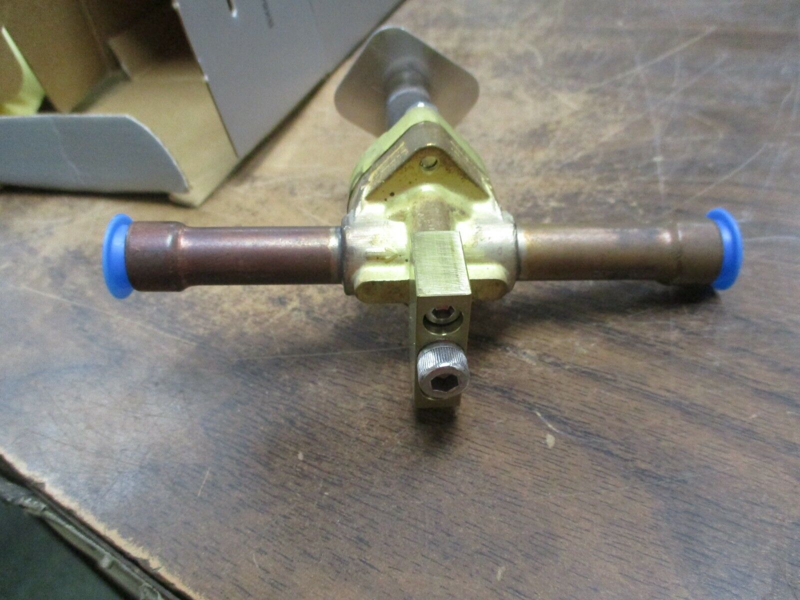 Parker Solenoid Valve RB3ME4 Normally Closed 1/2" ODF x 1/4" Orifice New Surplus