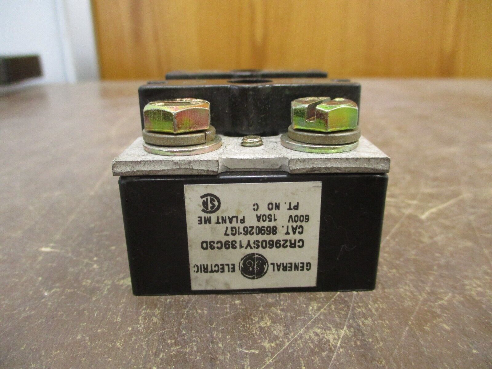 GE Terminal Block 8690261G7 150A 600V CR2960SY139C3D Used