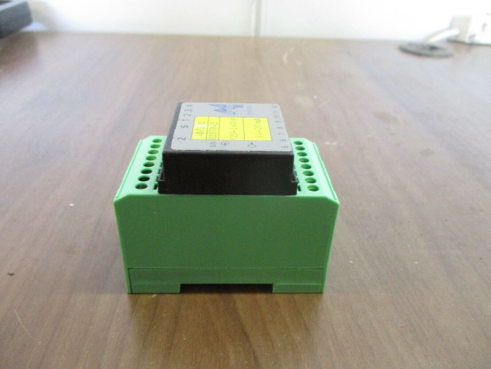Mescon Transmitter P40 4-20mA 20-160°F Used