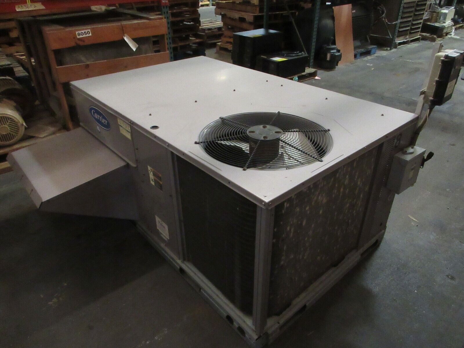 Carrier Rooftop Unit 48TCEA06A2A5A0A0A0 5-Ton 208/230V 3Ph w/ Heat MFD 2011 Used