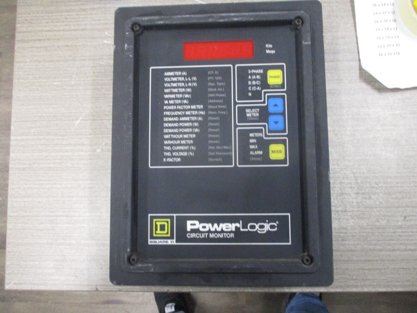 Square D Power Logic Circuit Monitor 3020-CM2450 100-264VAC 50/60Hz 14VA Used