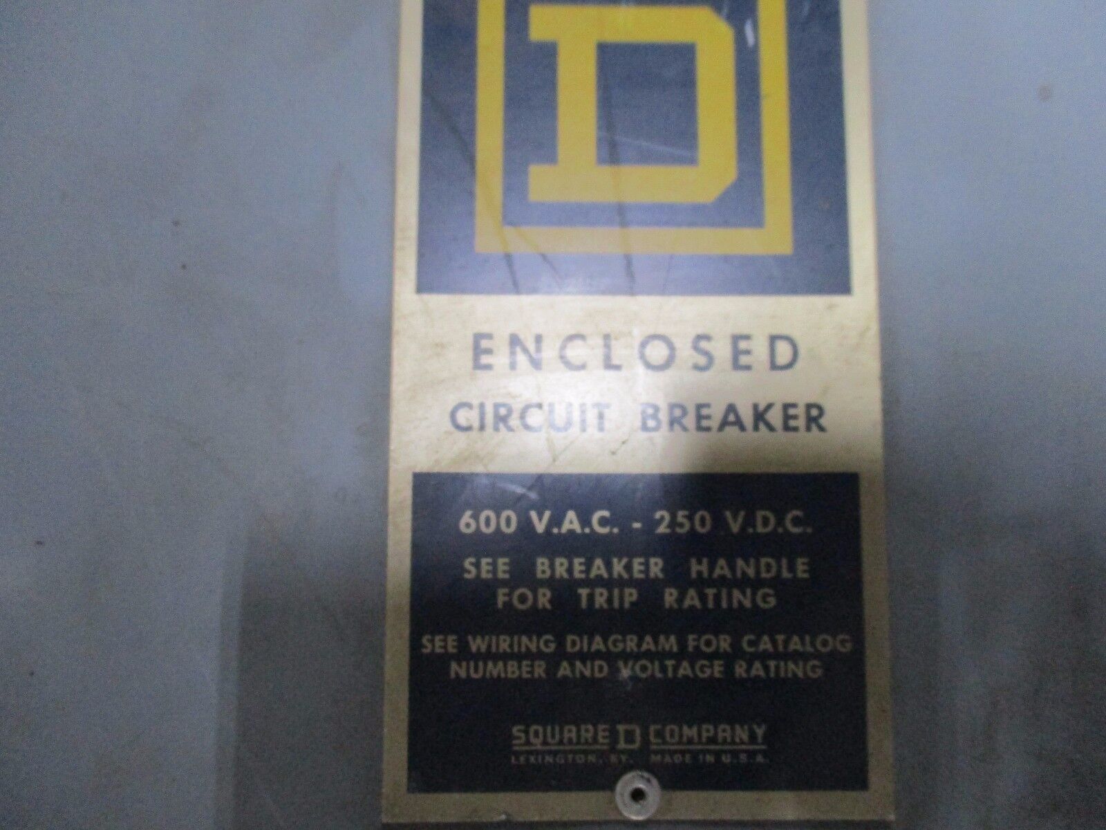 Square D Circuit Breaker Enclosure LA-400-S 400A 600V Used
