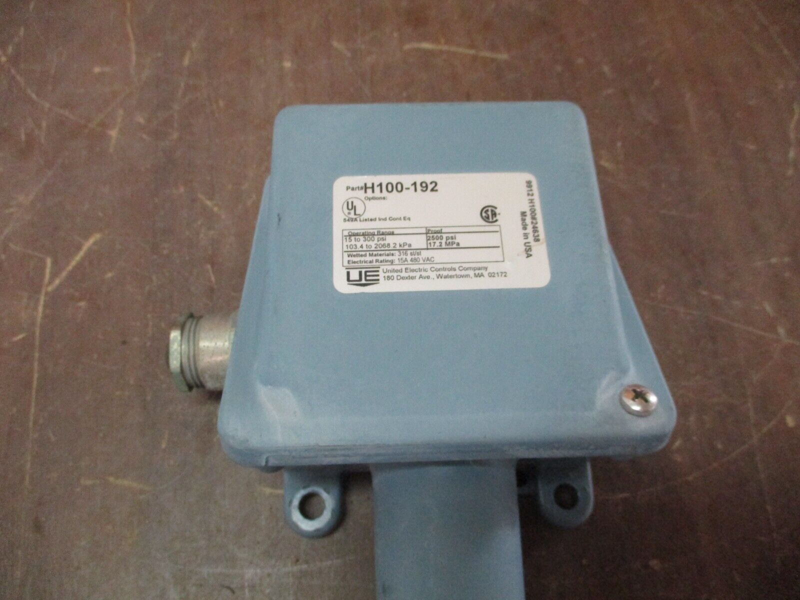 United Electric Pressure Switch H100-192 Range: 15-300PSI 15A 480VAC Used