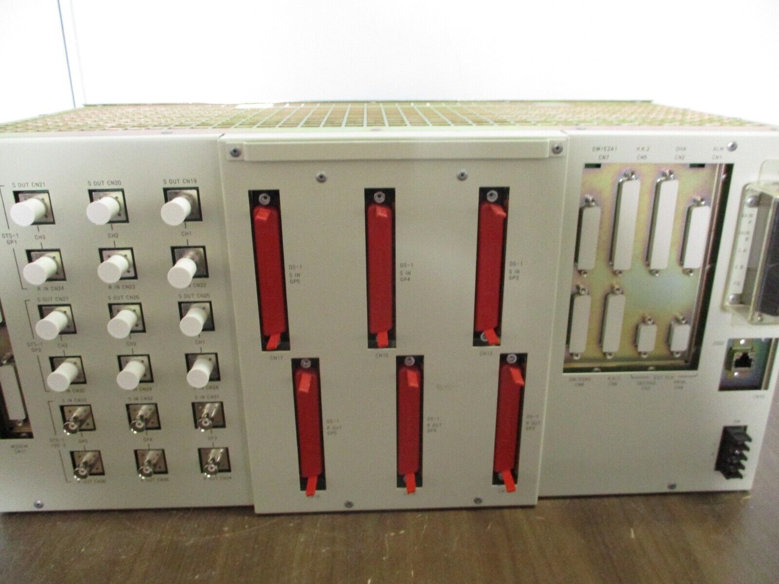 Fujitsu FLM 150 Add-Drop Multiplexer FC9612SF11 Iss. 04 Used