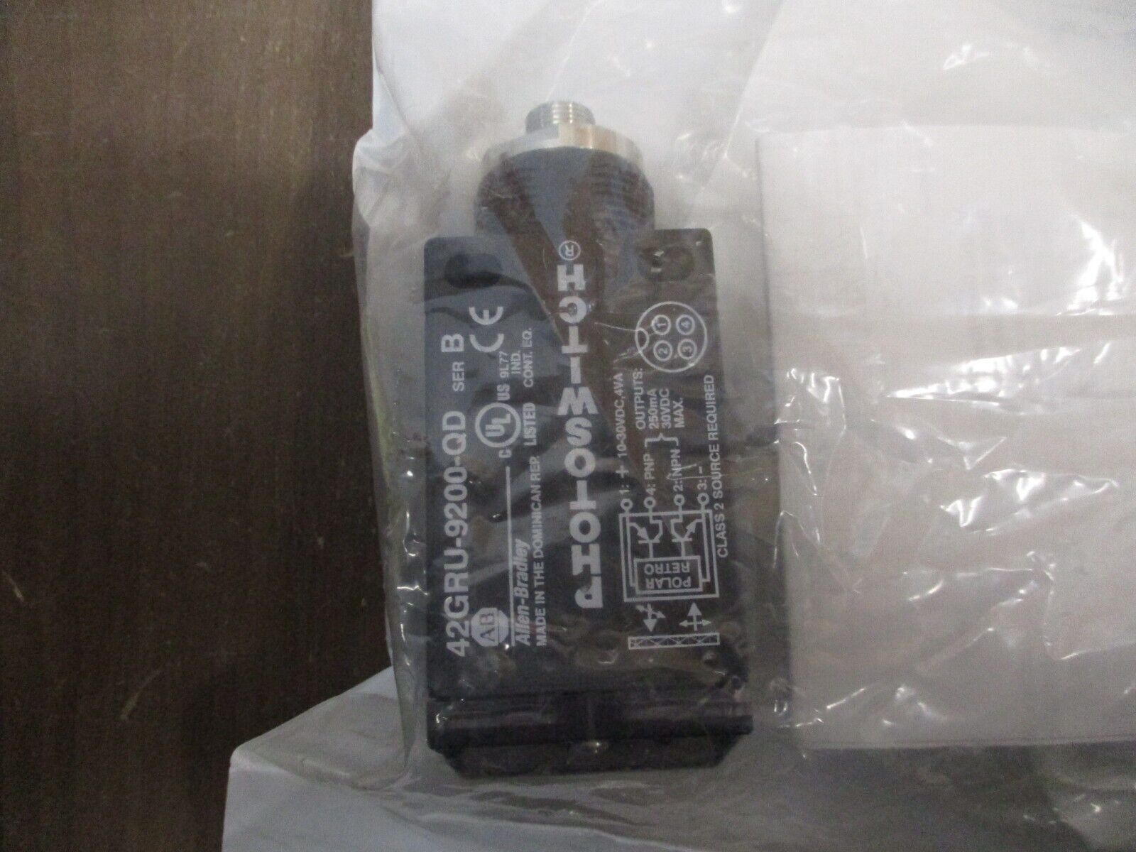 Allen-Bradley Photoswitch 42GRU-9200-QD Ser. B New Surplus
