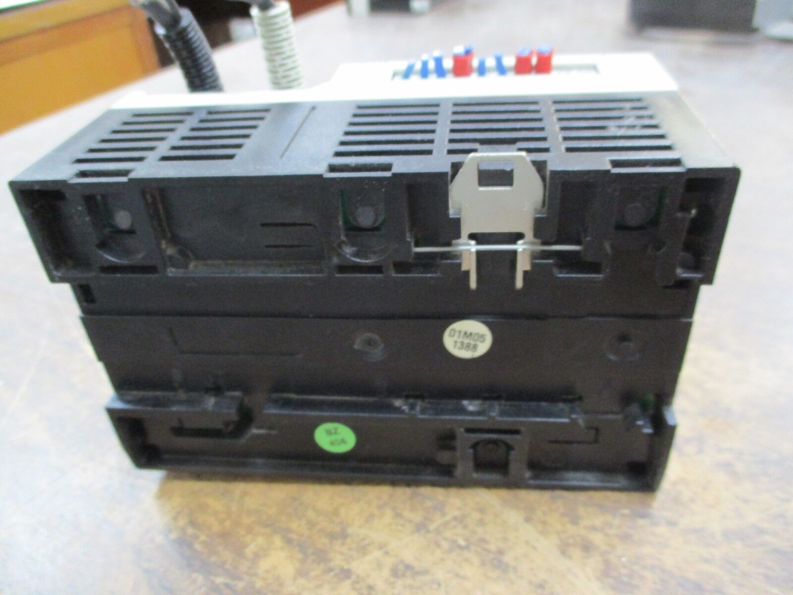 Moeller Analog I/O Module EM4-101-AA2 Power Supply: 24VDC 0.15A Used