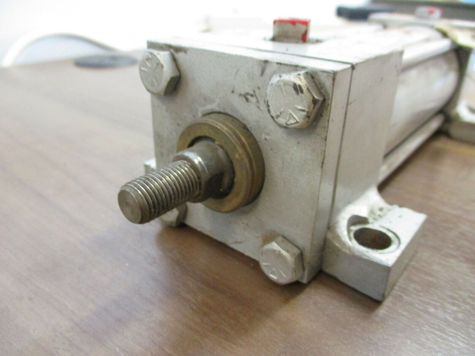 Milwaukee Cylinder Pneumatic Cylinder A-42 250 PSI Bore: 2" Stroke: 4" Used