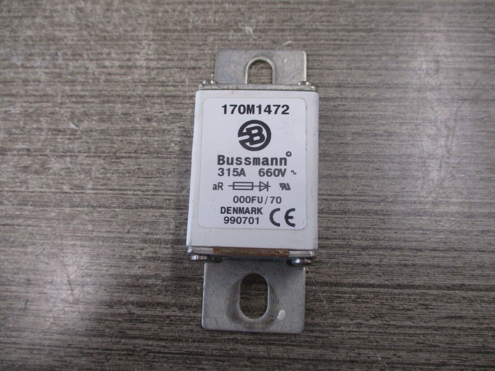 Bussmann Fuse 170M1472 315A 660V Used