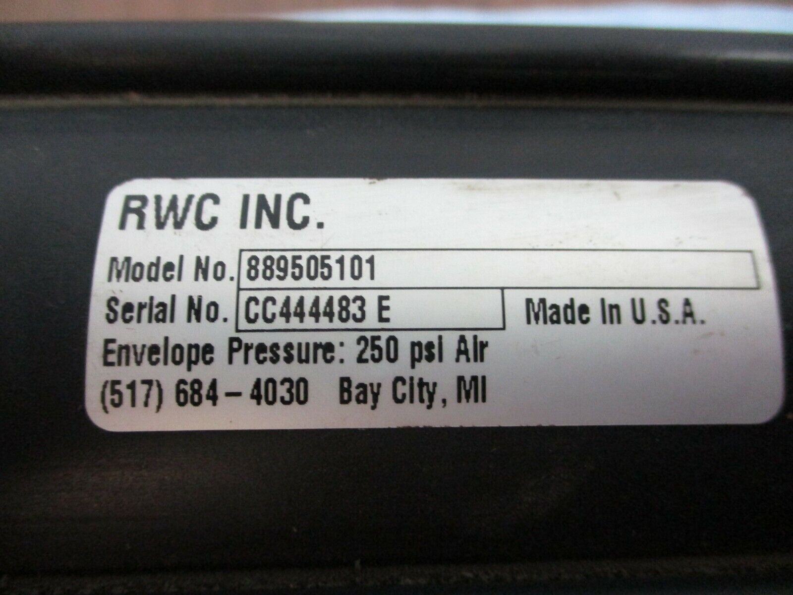 RWC Air Cylinder 889505101   250 PSI Used