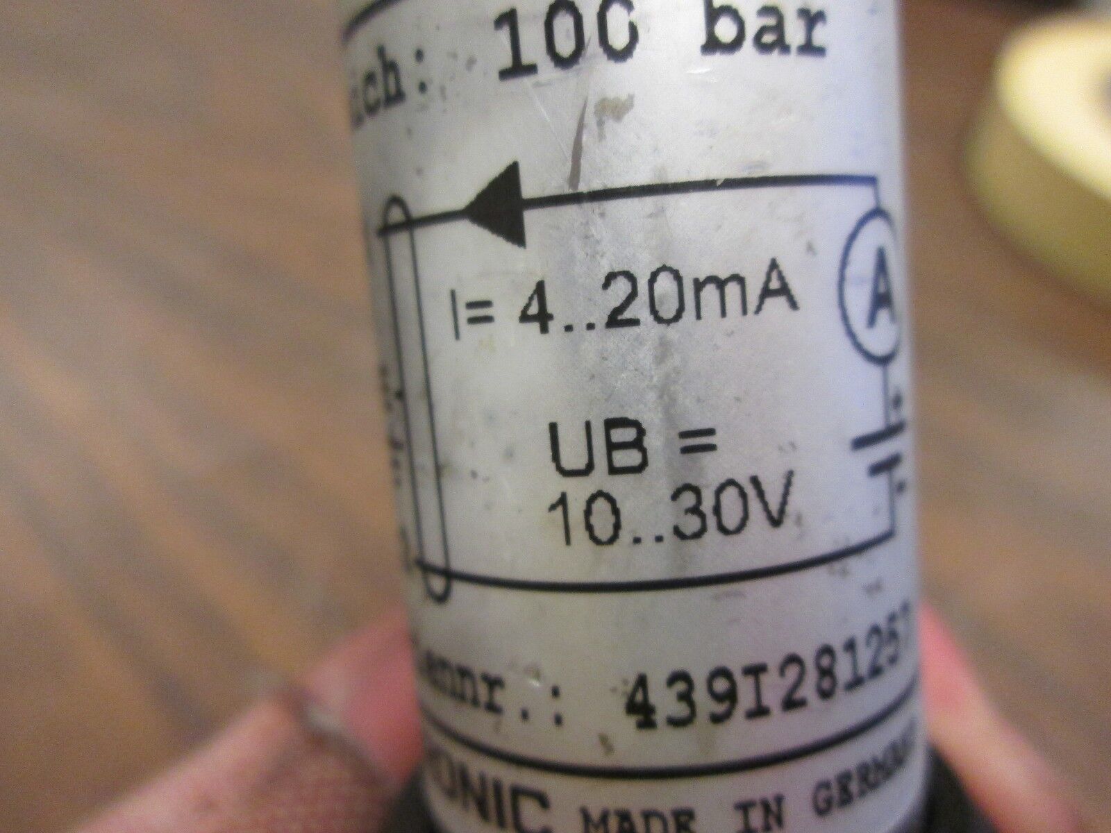 Hydac Pressure Transducer HAD 3745-A-100-174 4-20mA 10-30V Used