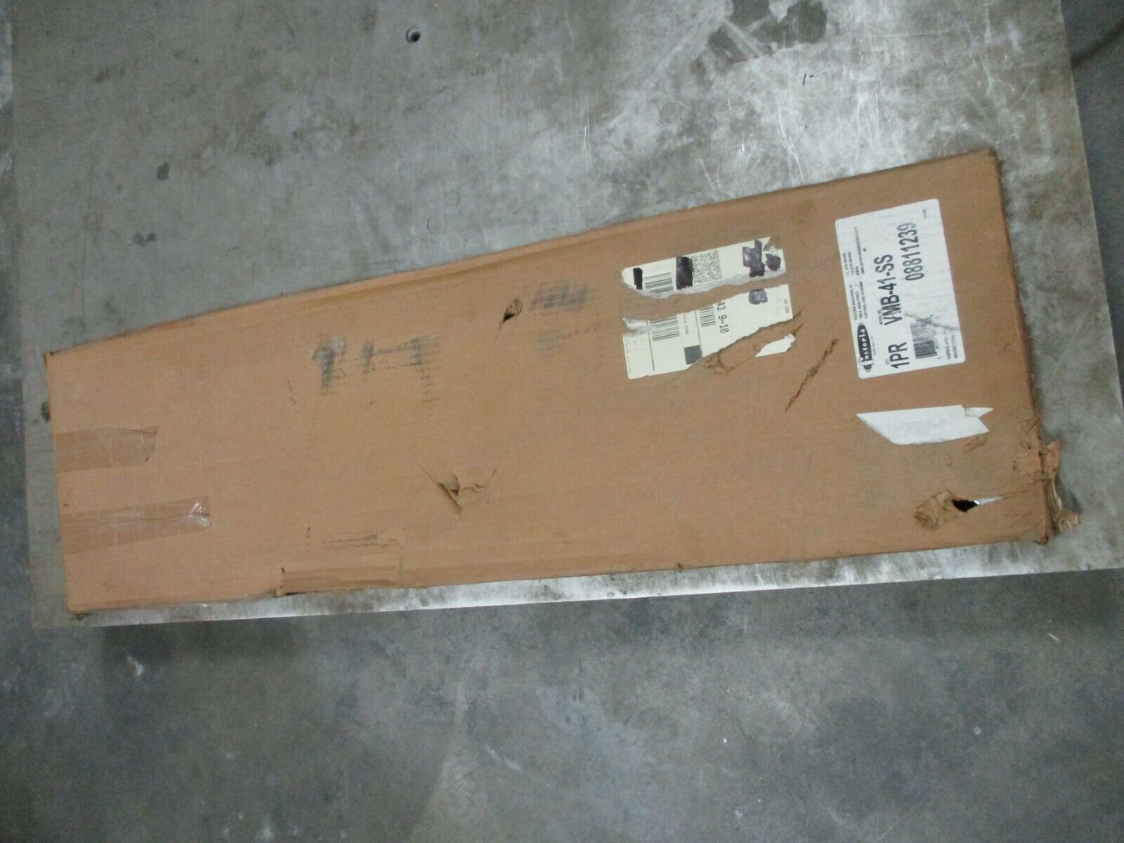 Fostoria Stainless Vertical Mounting Bracket VMB-41-SS New Surplus