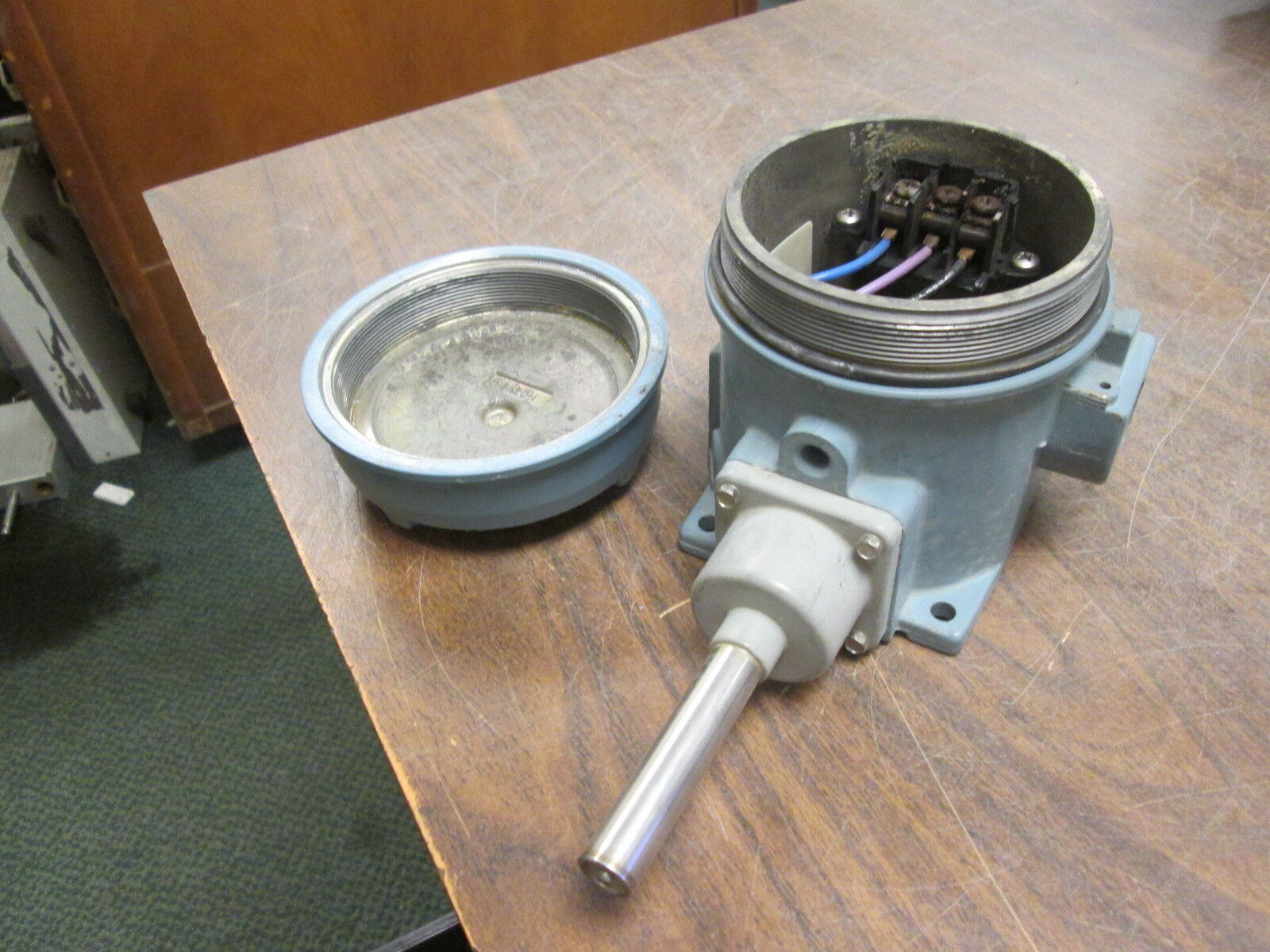 Thermon Explosion Proof Thermostat B7-15140 Range: 15-140°F 22A 125/250/480VAC