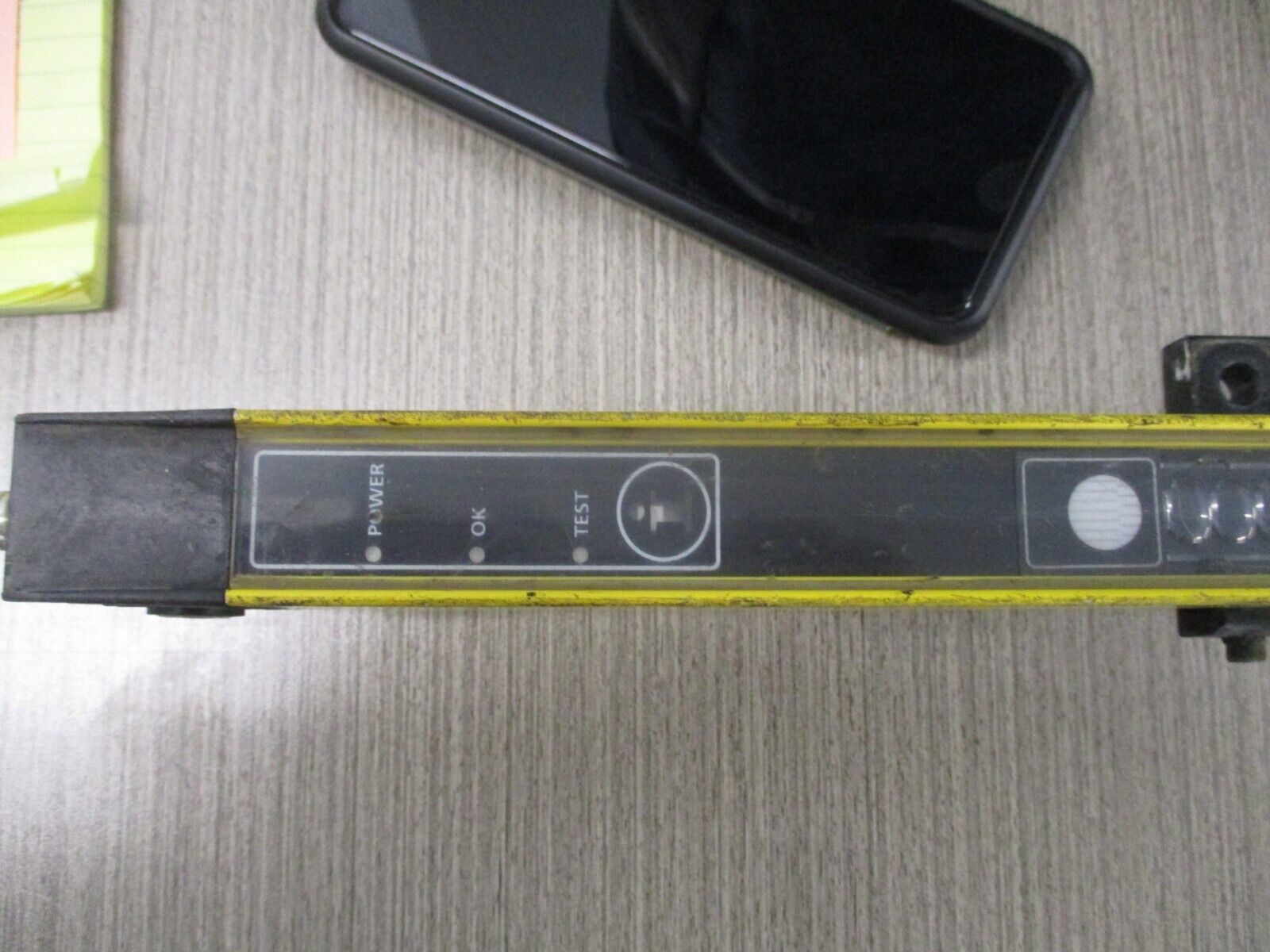Allen-Bradley Guardshield Safe4 Light Curtain Transmitter 445L-T4S1200YD Ser.B